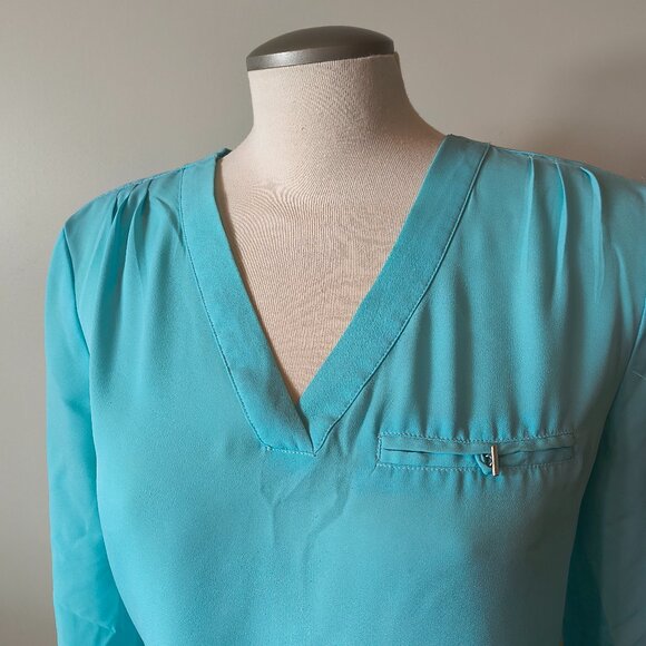 3/4 Sleeve Popover Blouse - Picture 2 of 6